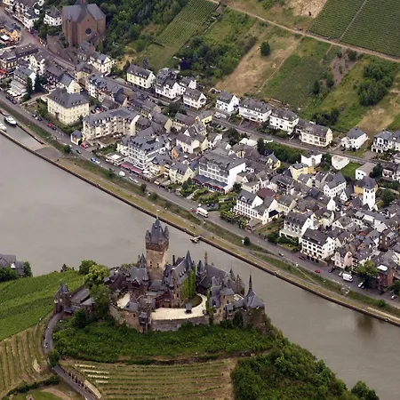 بيت للعطل Restyled Near The River Moselle *